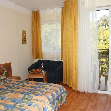 Joya Park Apartments Golden Sands Exterior foto